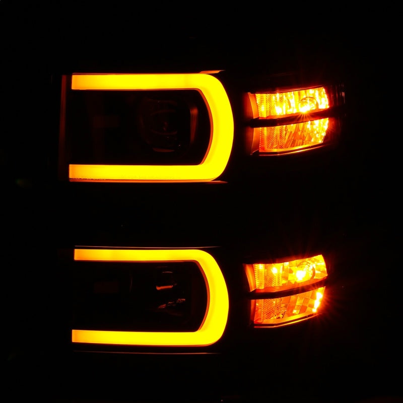 ANZO 14-15 Chevrolet Silverado 1500 Projector Headlights w/ Plank Style Switchback Black w/ Amber 111412