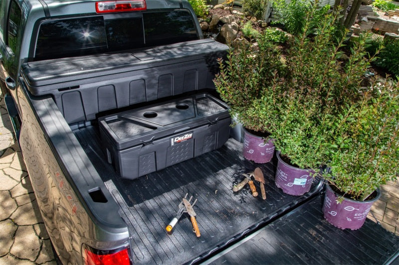 Deezee Universal Tool Box - Specialty Crossover Toolbox Plastic Mid Size DZ 6163P