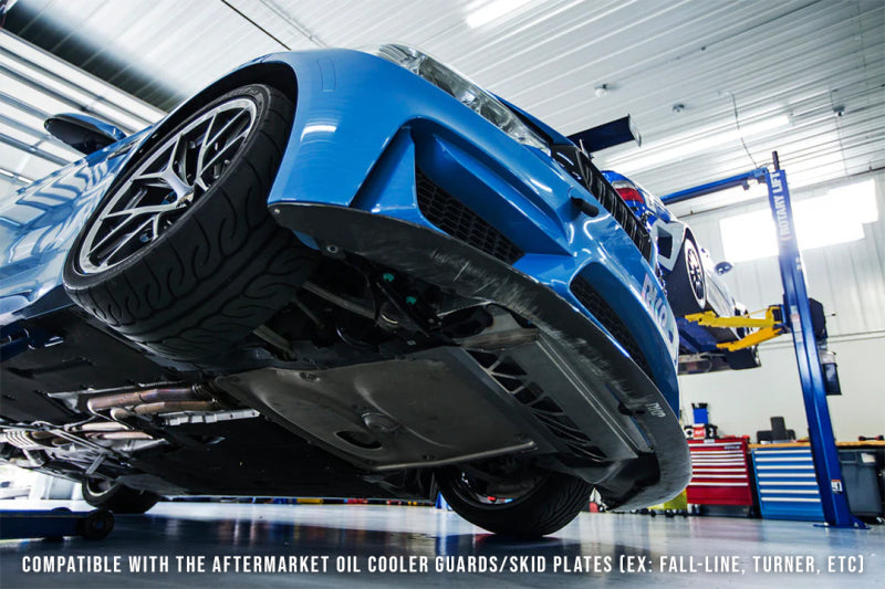 CSF BMW F8X M3/M4/M2C Engine Oil Cooler w/ Rock Guard 8220