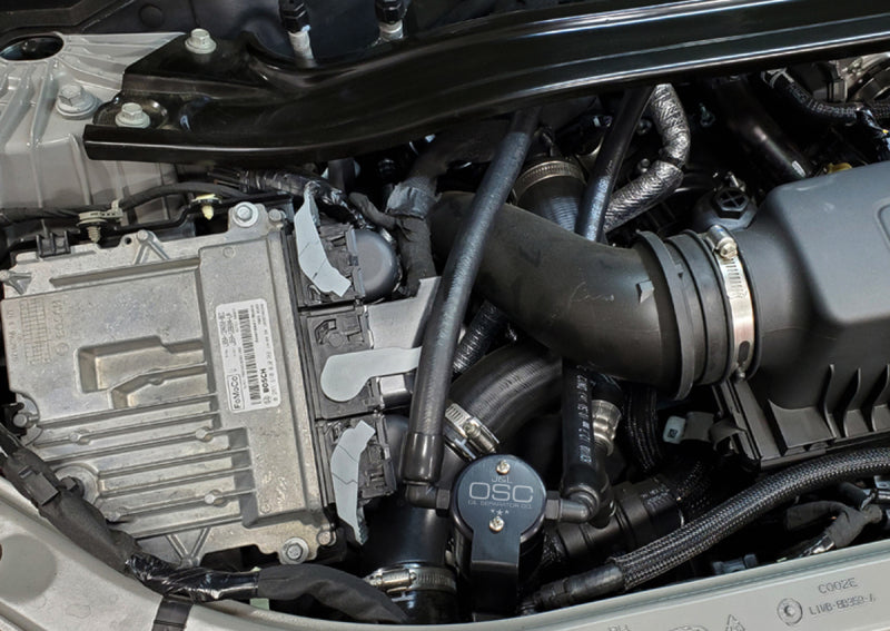 J&L 2020-2023 Ford Explorer 3.0L EcoBoost Oil Separator 3.0 Passenger Side - Black Anodized 3052P-B
