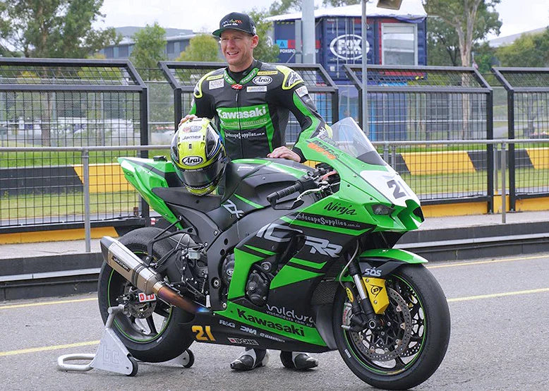 Vandemon ZX10R /ZX10RR 2011-2025 Titanium full Exhaust system with Carbon Fiber tip KAWAZX10EXTICFBA VA-89