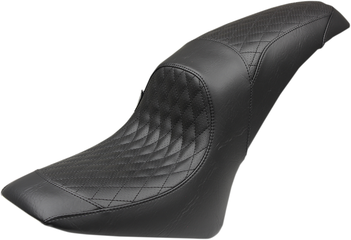 MUSTANG Shope Tripper Seat - Diamond - Scout 2015-2024 76306