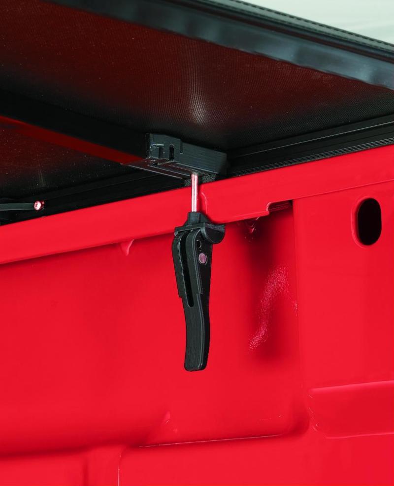 Lund 16-23 Toyota Tacoma (5ft. Bed) Genesis Elite Tri-Fold Tonneau Cover - Black 958186