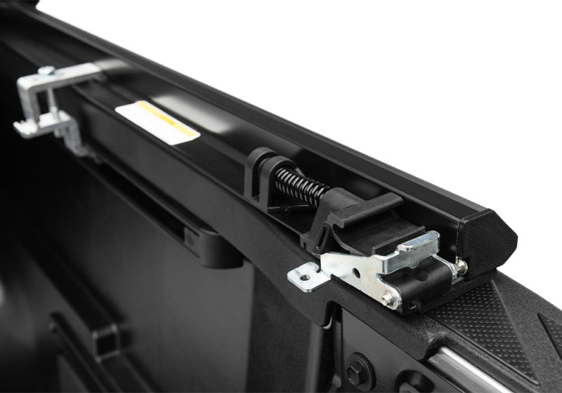 Truxedo 2022+ Toyota Tundra w/ Deck Rail System 5ft 6in TruXport Bed Cover 264001