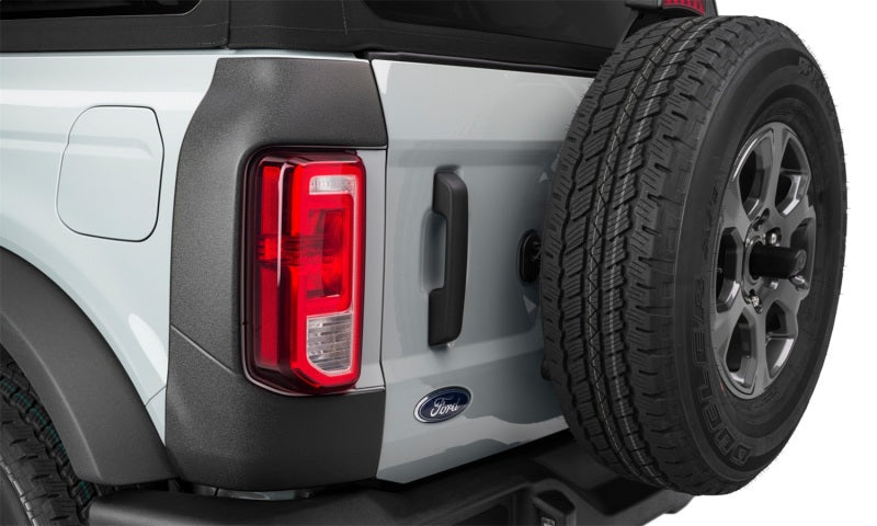Bushwacker 21-22 Ford Bronco (2/4 Door) Trail Armor Rear Corner (2pc Rear) - Tex. Black 14124
