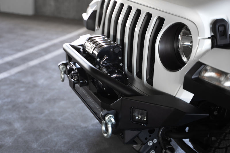 DV8 Offroad 18-23 Jeep Wrangler JL / 20-23 Jeep Gladiator JT FS-7 Mid-Width Winch Front Bumper FBJL-07