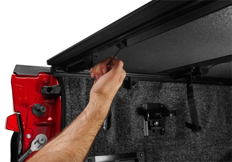 BAK 21-22 Ford F-150 (Incl. 2022 Lightning) BAKFlip MX4 5.7ft Bed Cover - Matte Finish 448339