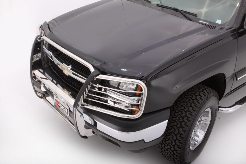 AVS 03-06 Chevy Avalanche (w/o Body Hardware) Bugflector Medium Profile Hood Shield - Smoke 23252