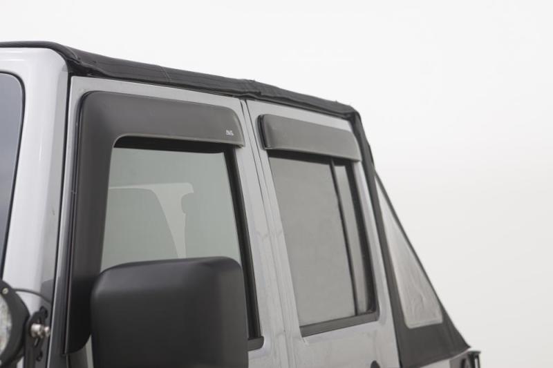 AVS 07-18 Jeep Wrangler Unlimited Ventvisor & Aeroskin Deflector Combo Kit - Matte Black 56034060