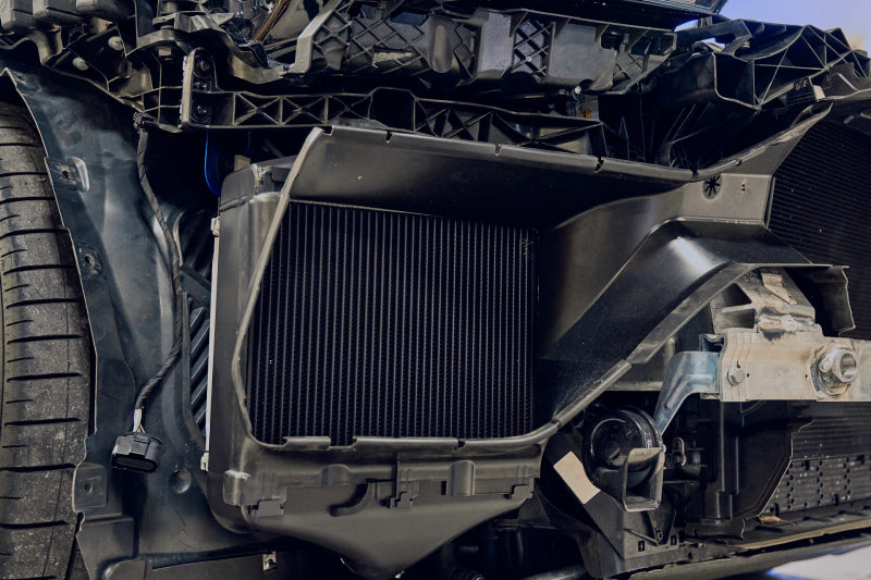 CSF 2019+ Lamborghini Urus / 2020+ Audi RS Q8 / SQ8 / SQ7 High Performance Intercooler System- Black 8211