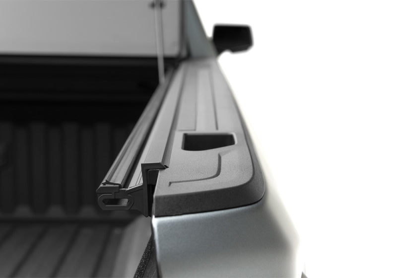 BAK 19-20 Chevy Silverado 5ft 8in Bed (New Body Style) BAKFlip G2 226130