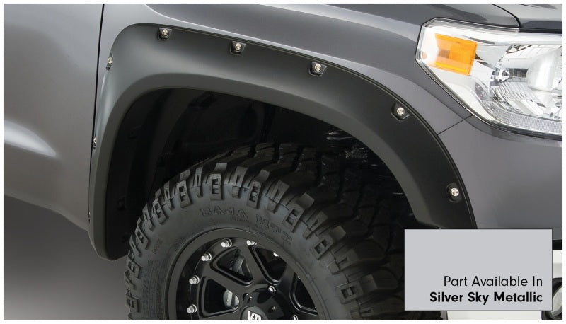 Bushwacker 16-18 Toyota Tundra Fleetside Pocket Style Flares 4pc 66.7/78.7/97.6in Bed - Silver Sky 30918-53