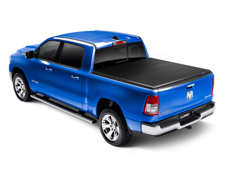 Lund 19-23 RAM 1500 (5.5ft Bed w/o RamBox Cargo Mgmt) Genesis Tri-Fold Tonneau Cover - Black 950165