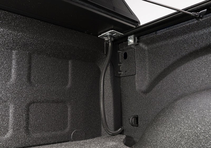 BAK 09-18 Dodge Ram 1500 (19-20 Classic Only) (w/ Ram Box) 5ft 7in Bed BAKFlip G2 226207RB