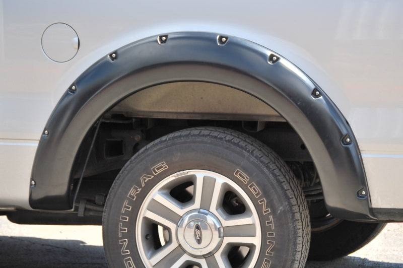 Lund 04-08 Ford F-150 (No Stepside) RX-Rivet Style Smooth Elite Series Fender Flares - Black (4 Pc.) RX310S