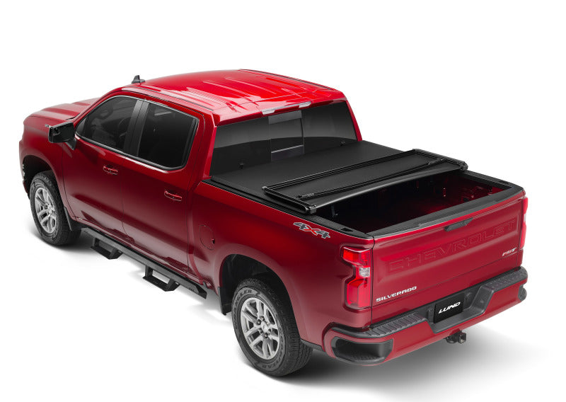 Lund 19-23 Chevrolet Silverado 1500 (5.5ft. Bed) Genesis Tri-Fold Tonneau Cover - Black 950292