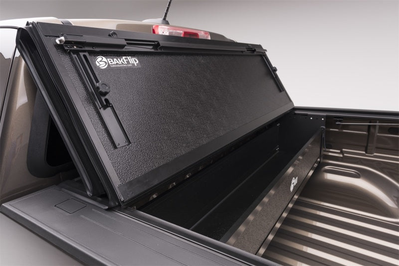BAK 2023+ Chevy Colorado Crew Cab 5.2ft Bed BAKFlip G2 226146