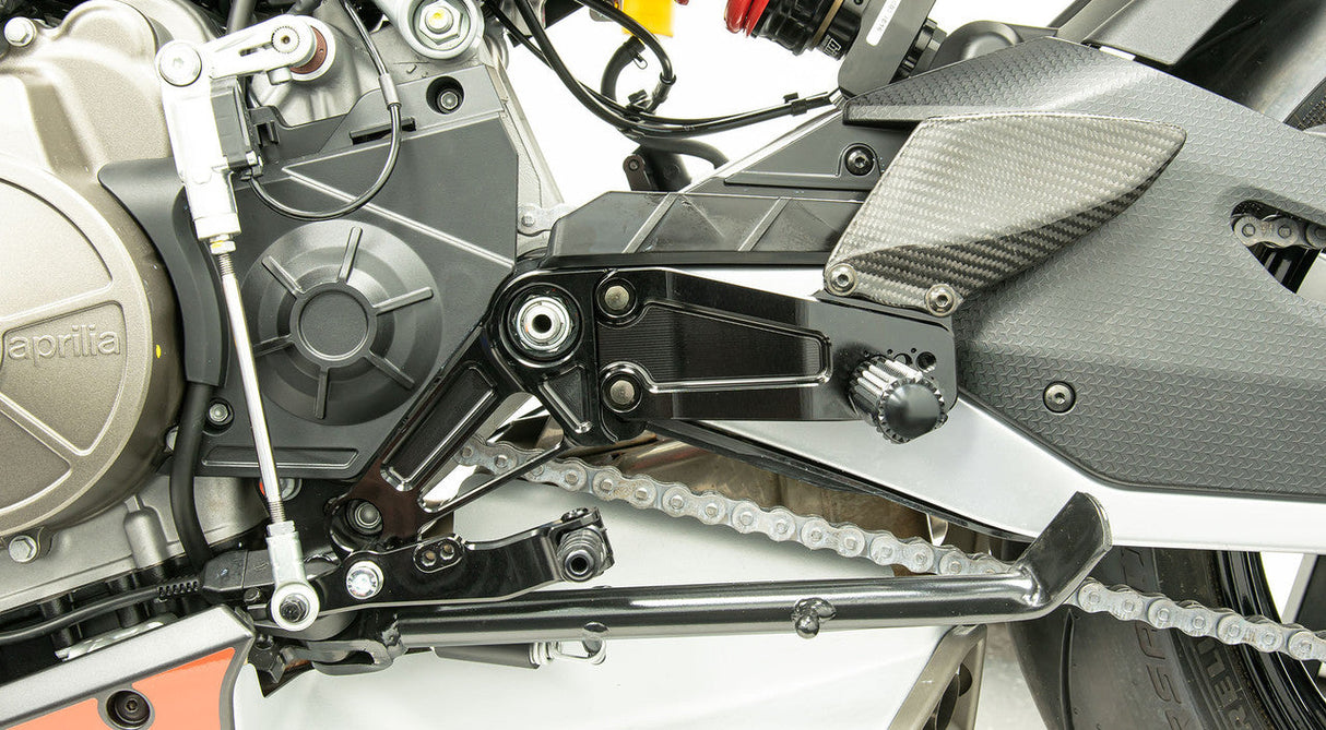 Graves motorsports Aprilia RS660 2021 - 2023 Estriberas Regulables RSA-21RS6-KAF