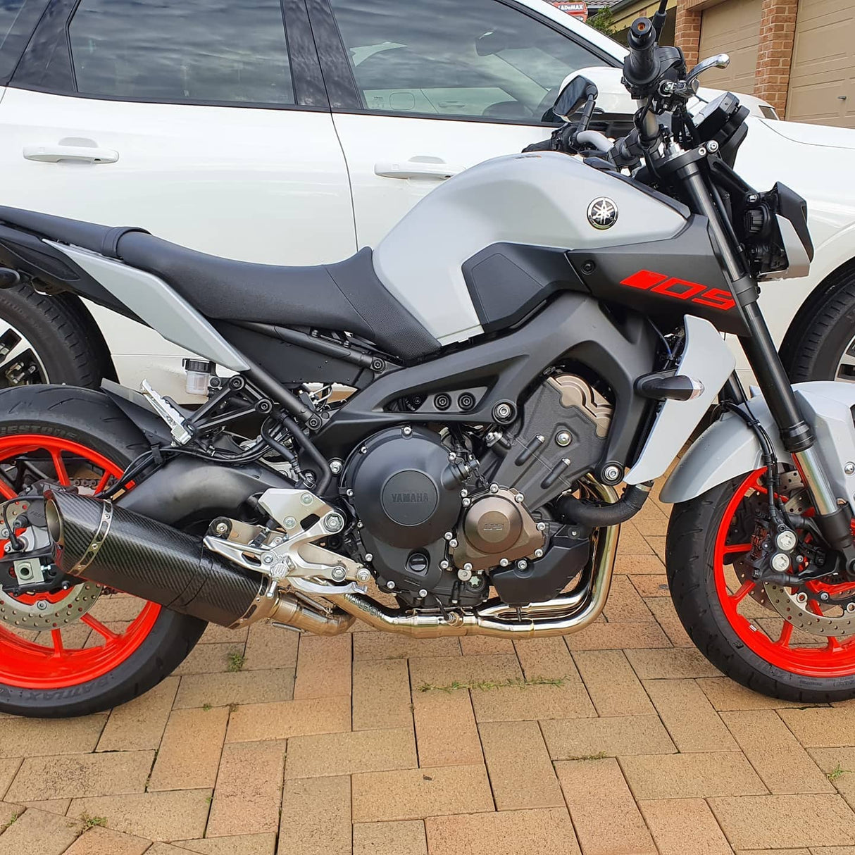 Vandemon Yamaha MT09 FZ09 XSR900 2014-2020 Vandemon Titanium Doughnut Exhaust & Carbon Fibre Muffler 2016-20 YAMAMT09EXTI180A VA-78