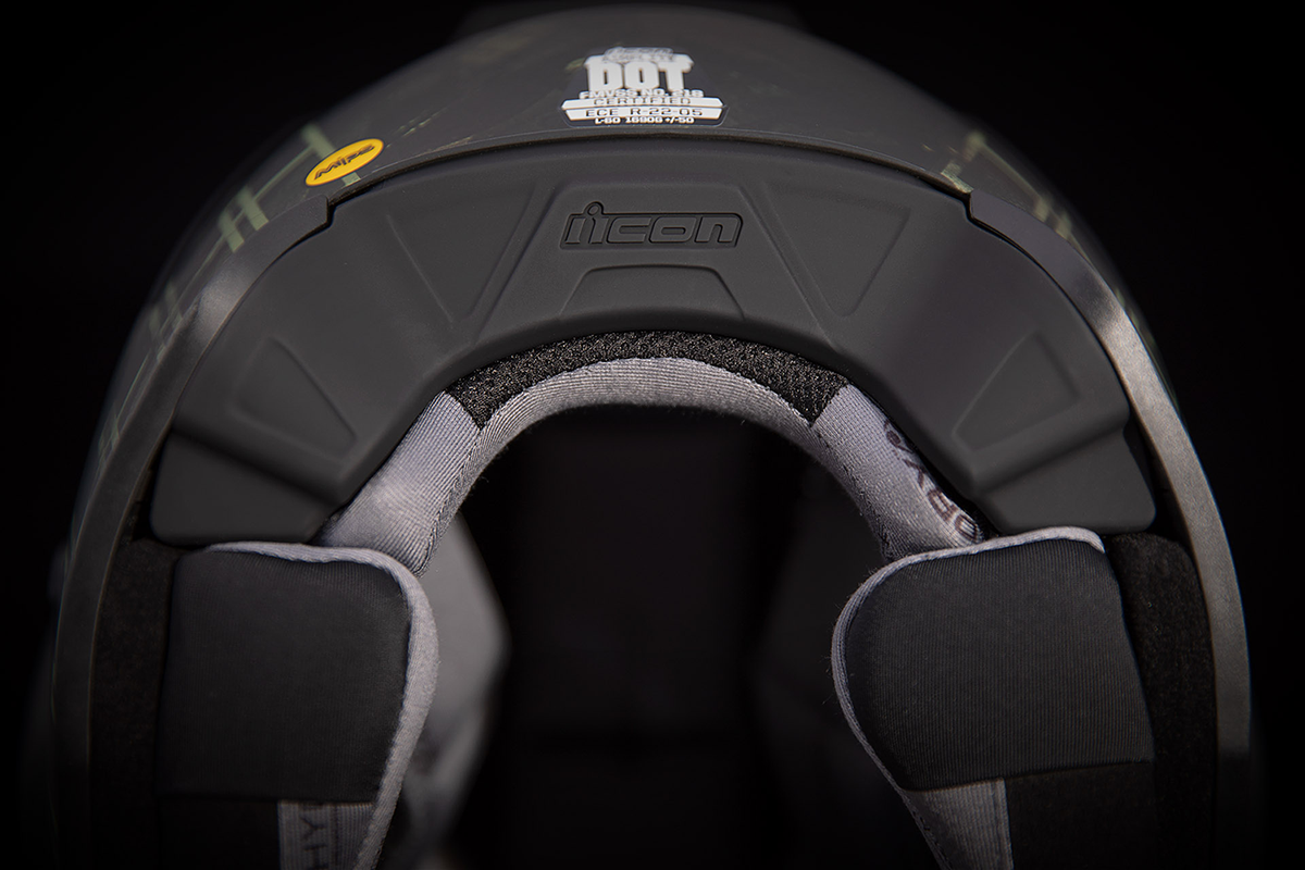 OPEN BOX ICON Airflite™ Helmet - Demo - MIPS® - Black - Medium 0101-14124