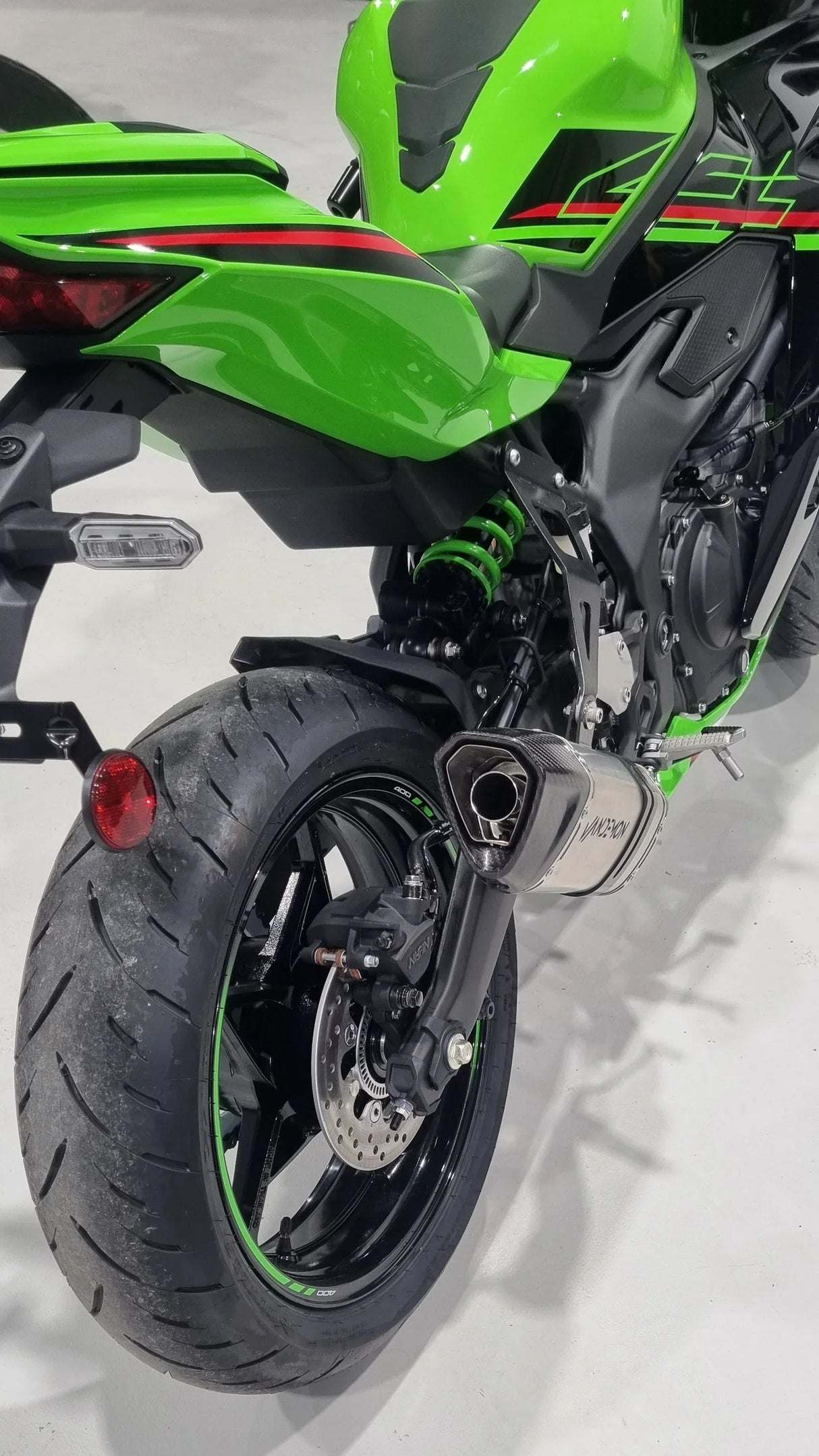 Vandemon Side Mount Titanium Race Exhaust System 2023-2025 ZX4R-ZX4RR KAWAZX25RTIEXHA VA-68
