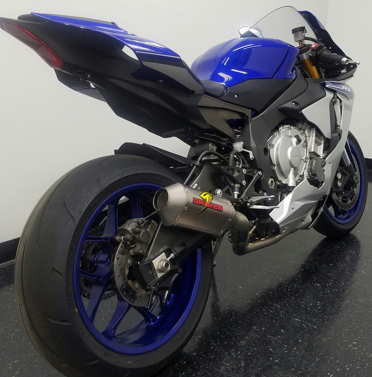 Graves Exhaust Full Titanium Exhaust System With Titanium 200mm Silencer R1 15-23 Exy-17r1-Ftt20