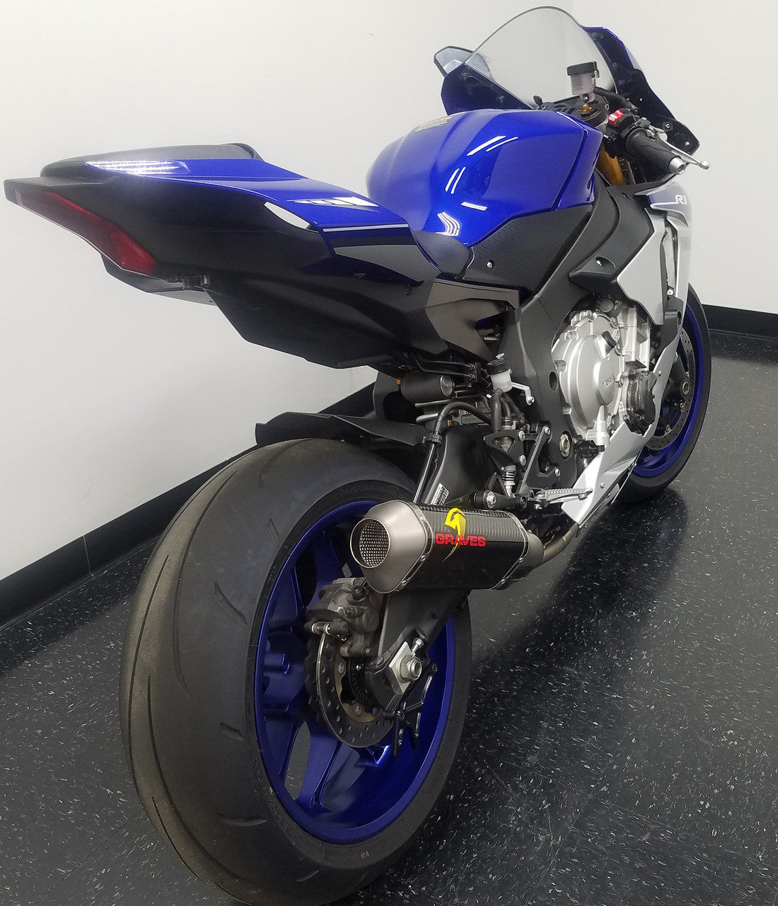 Graves Exhaust Full Titanium Exhaust System With Carbon 265mm Silencer R1 2015-2024 Exy-17r1-Ftc26