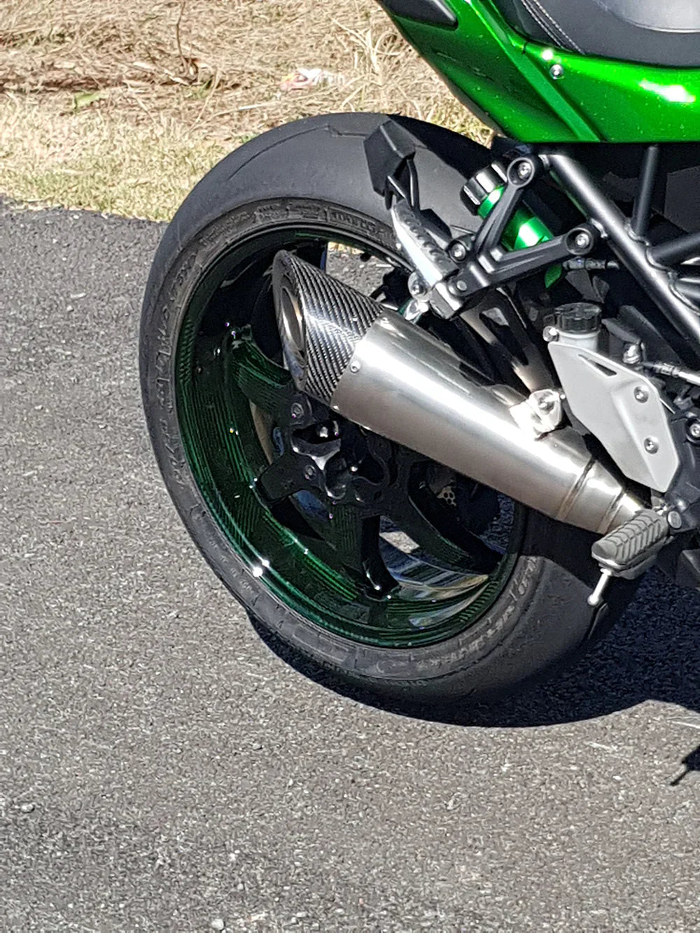 IN STOCK Vandemon Titanium Carbon Tip Slip-On H2 SE SX 2018-24 SKU: KAWAH2SESXH2RTIMUFC VA-145