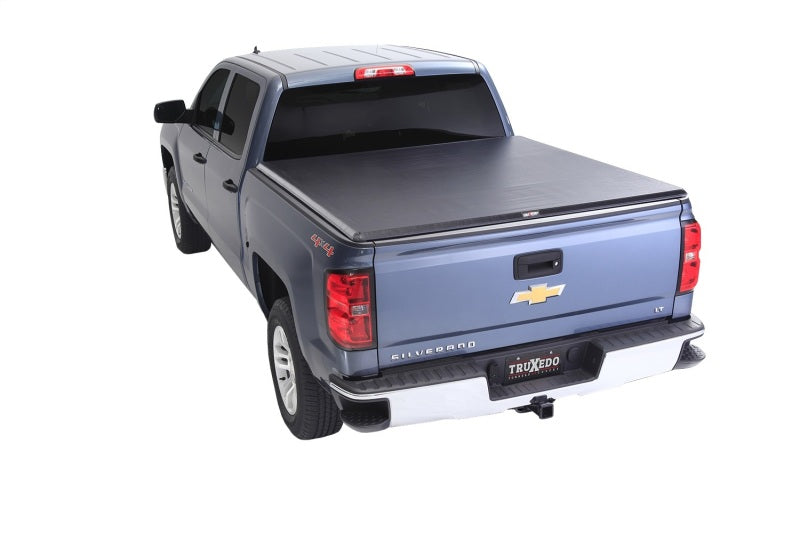 Truxedo 14-18 GMC Sierra & Chevrolet Silverado 1500 5ft 8in TruXport Bed Cover 271801