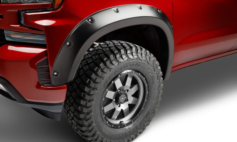 Bushwacker 22-23 Chevrolet Silverado 1500 (Ex. ZR2) Pocket Style Fender Flares 2pc Front - Black 40173-02