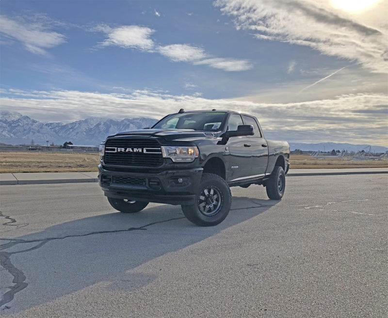 Tuff Country 19-23 Dodge Ram 3500 4x4 3in Lift w/Front Shock Extension Brackets Kit 33150