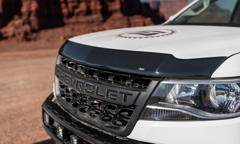 AVS 15-18 Chevy Colorado Aeroskin Low Profile Acrylic Hood Shield - Smoke 322113