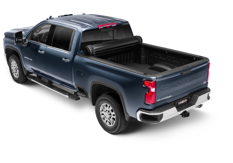 Truxedo 2020 GMC Sierra & Chevrolet Silverado 2500HD & 3500HD 6ft 9in Sentry Bed Cover 1573301