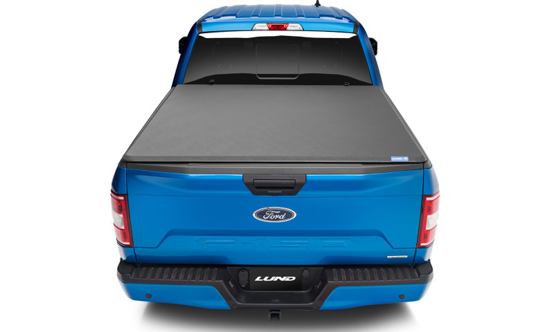 Lund 99-17 Ford F-250 Super Duty (6.5ft. Bed) Genesis Elite Tri-Fold Tonneau Cover - Black 95850