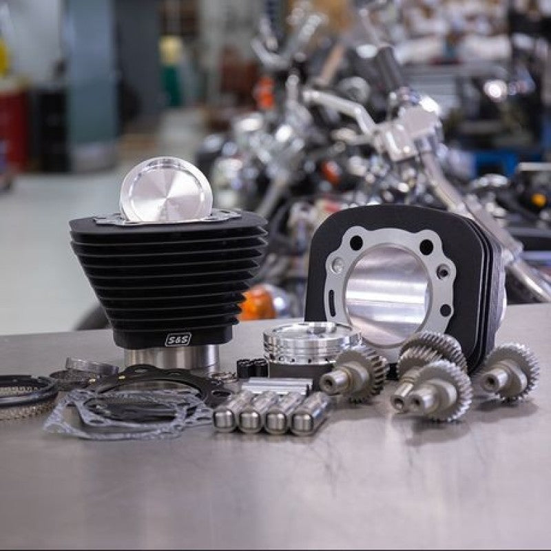 S&S Cycle 00-21 Sportster Models 883cc to 1200cc Hooligan Kit - Wrinkle Black 910-0699