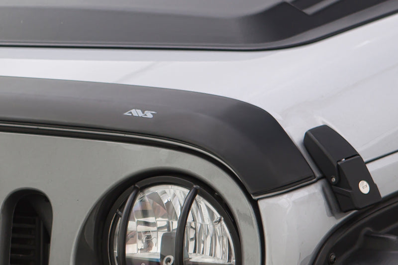 AVS 2018+ Jeep Wrangler (JL) 2dr/4dr Aeroskin Low Profile Acrylic Hood Shield - Smoke 322156