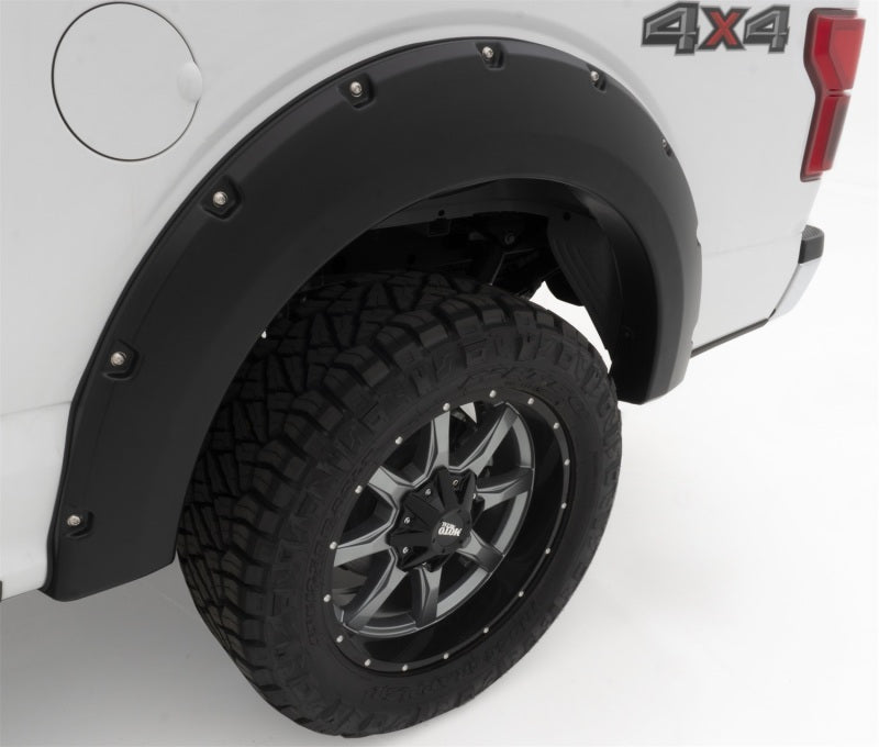 Bushwacker 18-19 Ford F-150 Pocket Style Flares 4 pc - Oxford White 20945-12