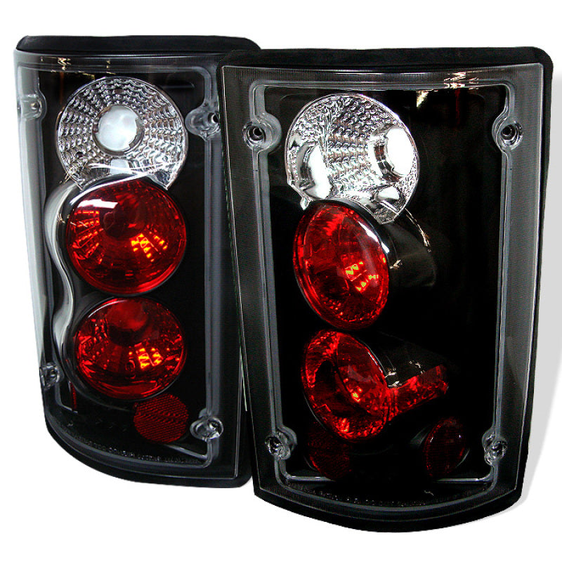 Spyder Ford Excursion 00-06/Econoline 150/250/350/450/550 95-06 Euro Tail Lights Blk ALT-YD-FEC00-BK 5002914