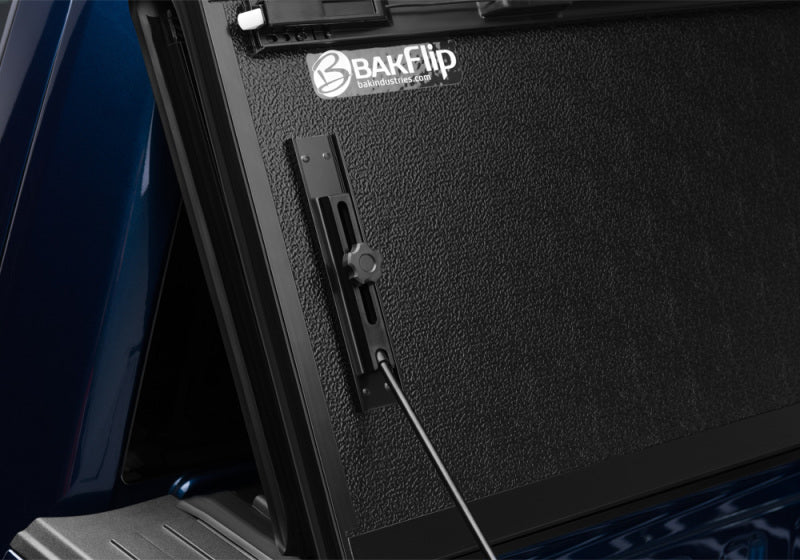 BAK 21-22 Ford F-150 (Incl. 2022 Lightning) BAKFlip G2 5.7ft Bed Cover 226339
