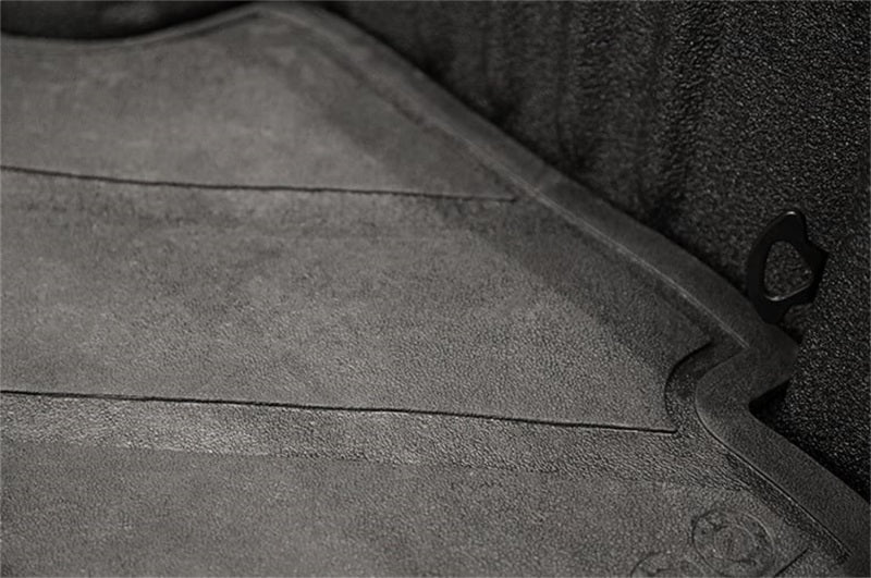 Deezee 19-23 Chevrolet Silverado Heavyweight Bed Mat - Custom Fit 5 1/2Ft Bed (X Pattern) DZ 77019