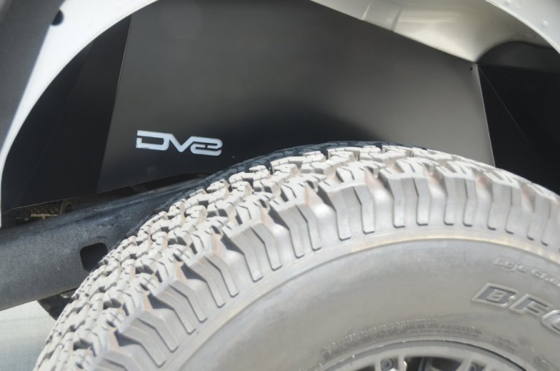 DV8 Offroad 07-18 Jeep Wrangler JK Rear Aluminum Inner Fender - Black INFEND-01RB