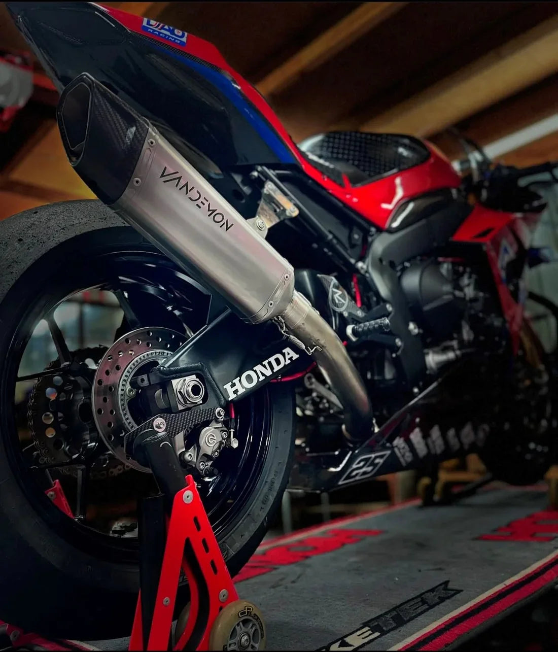 Vandemon Titanium Muffler Honda CBR1000RR-R Fireblade / SP 2020-2025 HONCBR1000TIHEADRA VA-144
