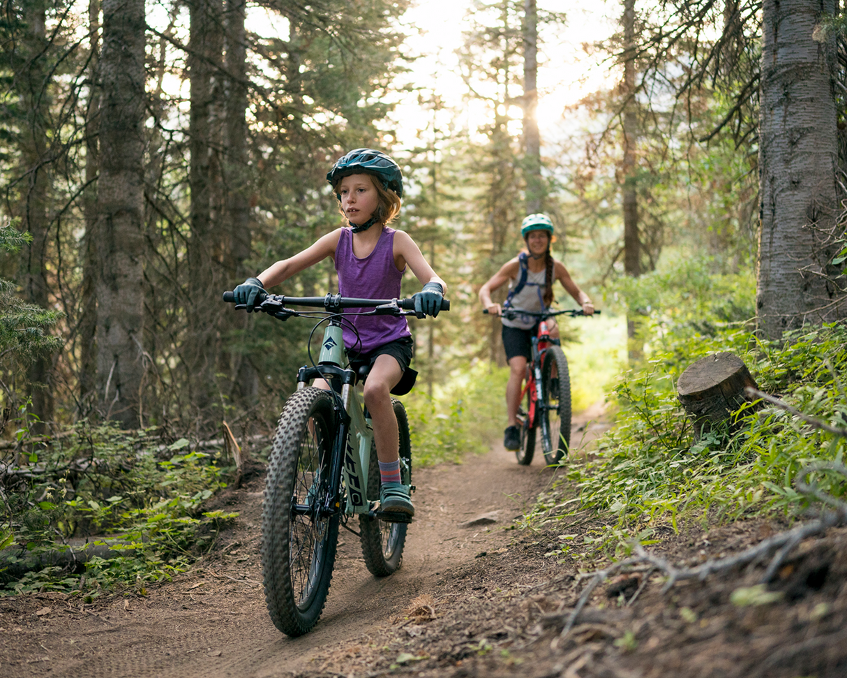 Casco KALI Youth Chakra Plus - Pirámide - Negro mate 221421112