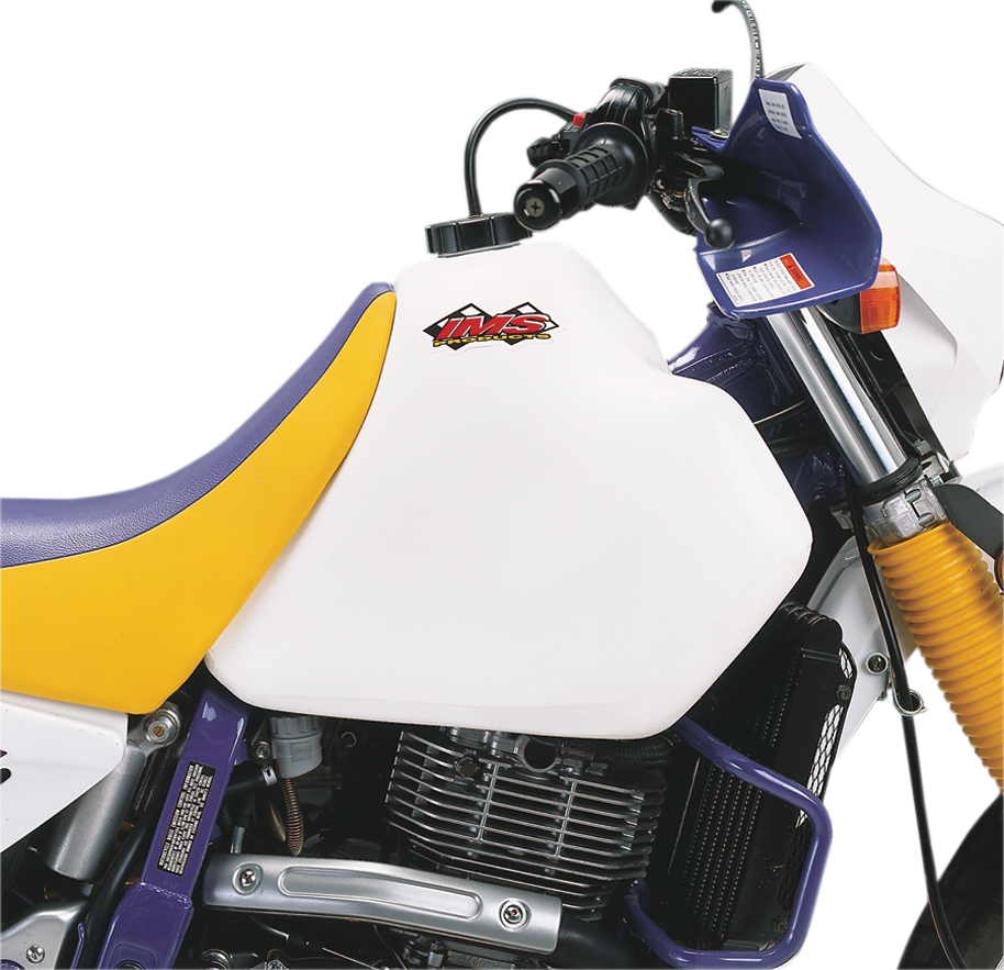 IMS PRODUCTS INC. Tanque de gasolina - Blanco - Suzuki - 3.5 galones 115514-W1