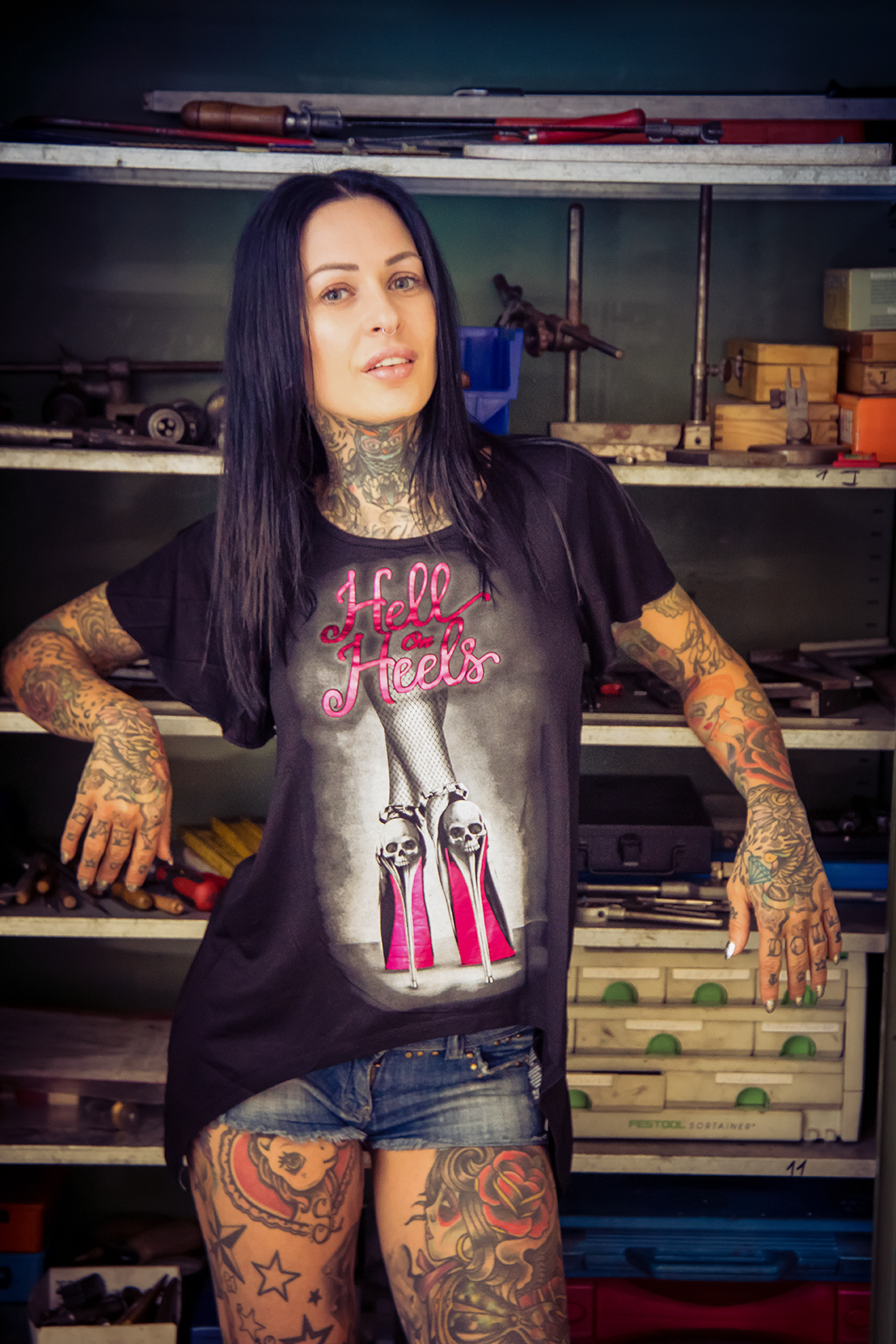LETHAL THREAT Women's Hell on Heels T-Shirt - Black - Medium LA20528M