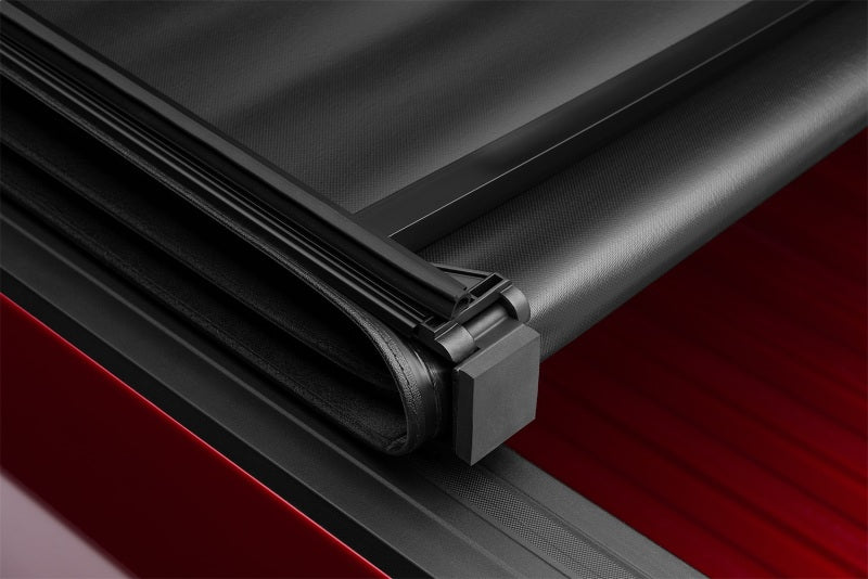 Lund 19-23 RAM 1500 (5.5ft Bed w/o RamBox Cargo Mgmt) Genesis Tri-Fold Tonneau Cover - Black 950165