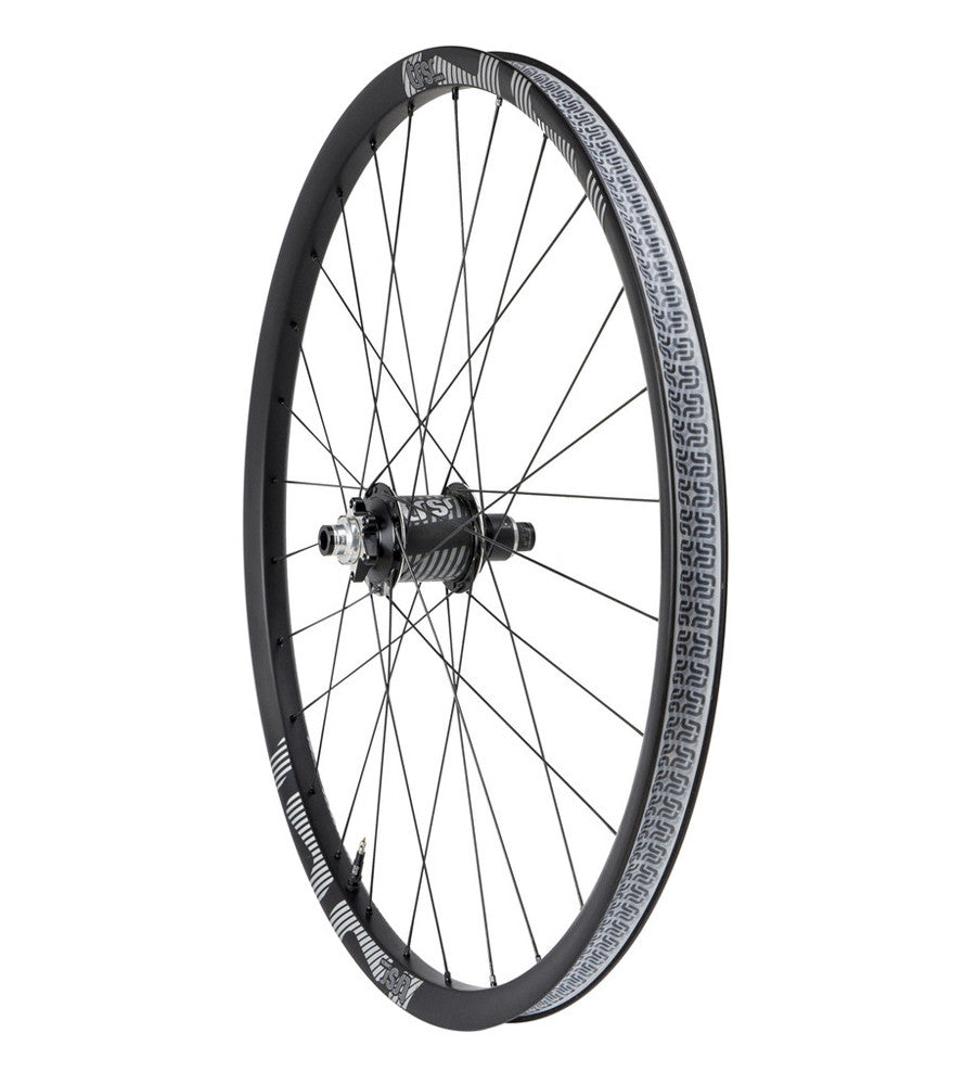 E13 Trs Carbon Rear Wheel 650b 148 Boost 27mm WH3TRA-103