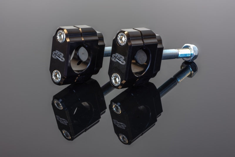 Renthal 28.6 mm. Clamps 5 mm. Offset CL001