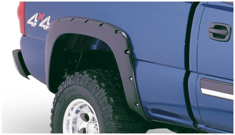 Bushwacker 07-07 Chevy Silverado 1500 Classic Fleetside Pocket Style Flares 4pc - Black 40918-02