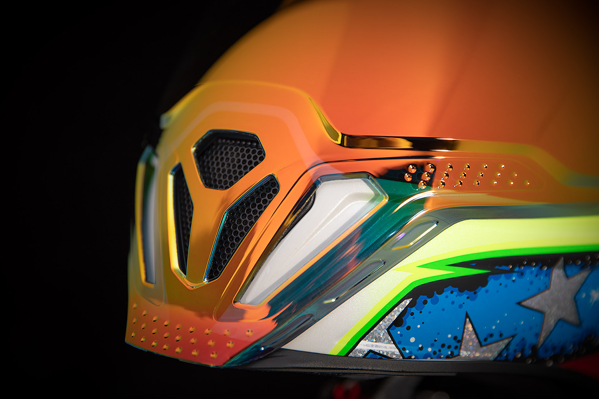 ICON Airflite™ Helmet - SF - Glory - Medium 0101-14131
